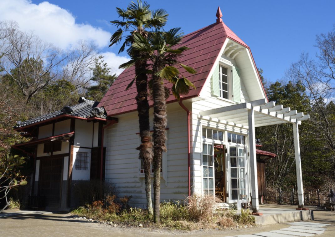 Satsuki and May’s House
