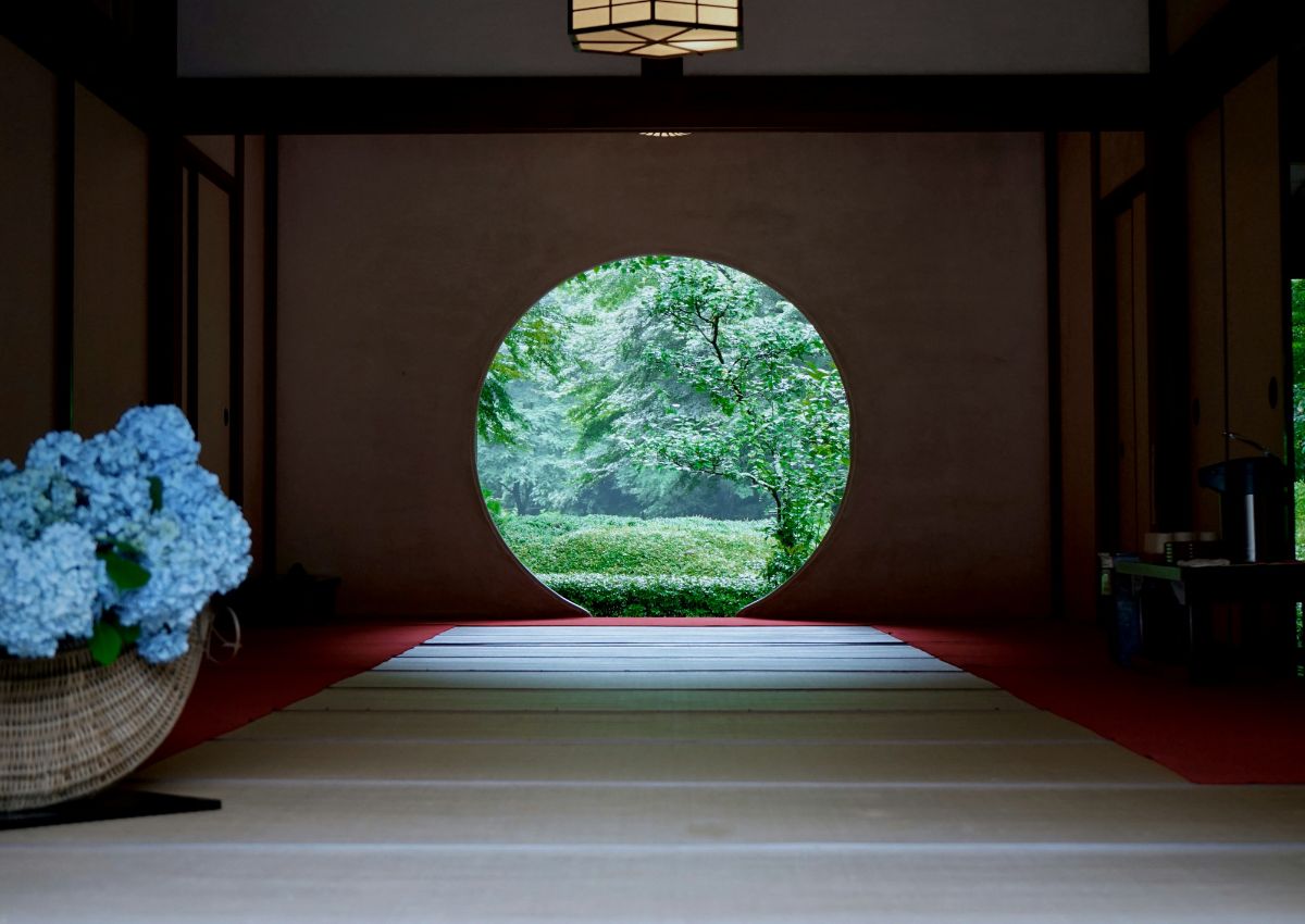 Round window with decoration at Meigetsu-in Temple, Kamakura