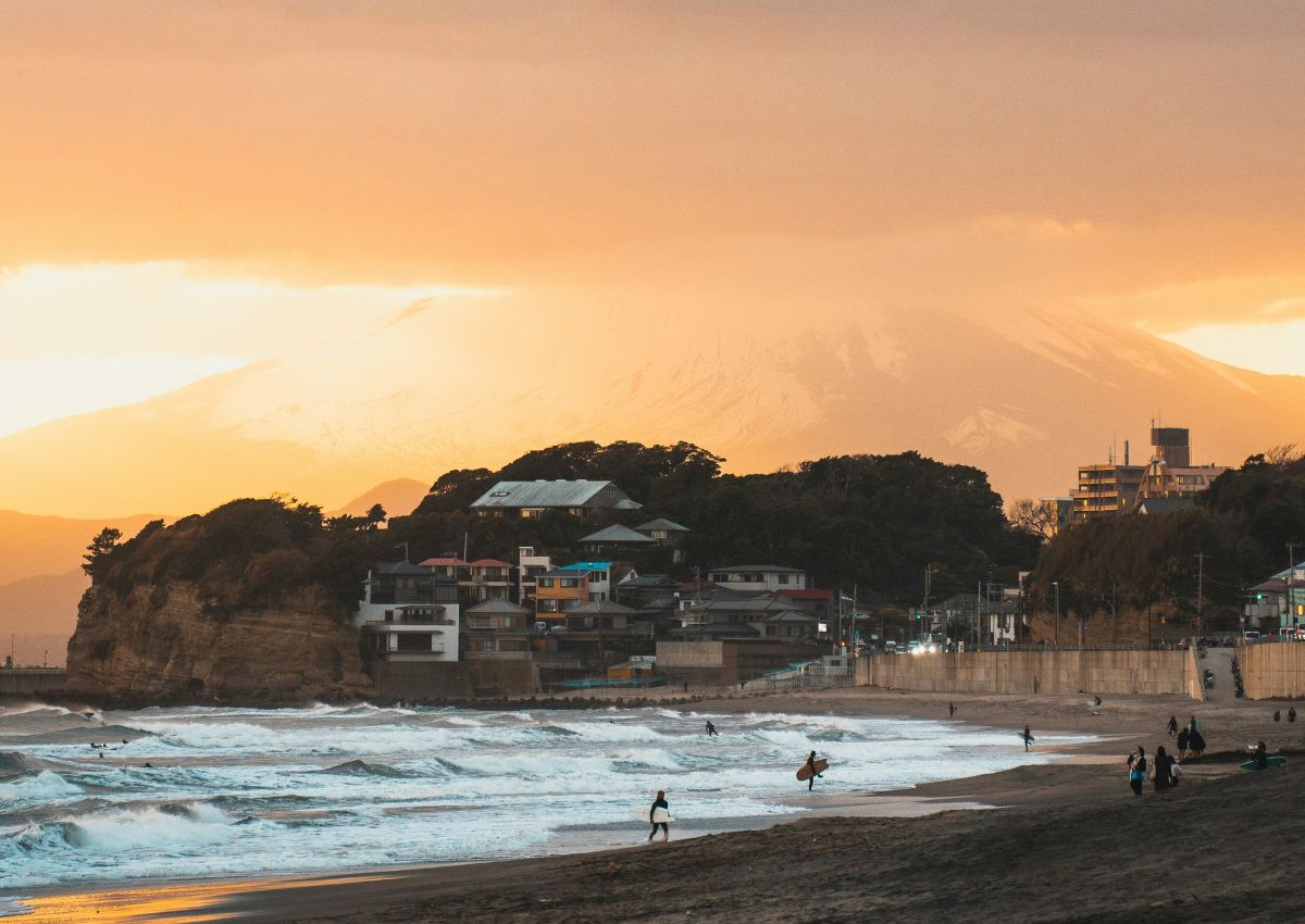 Sea and sunset at Kamakura beach