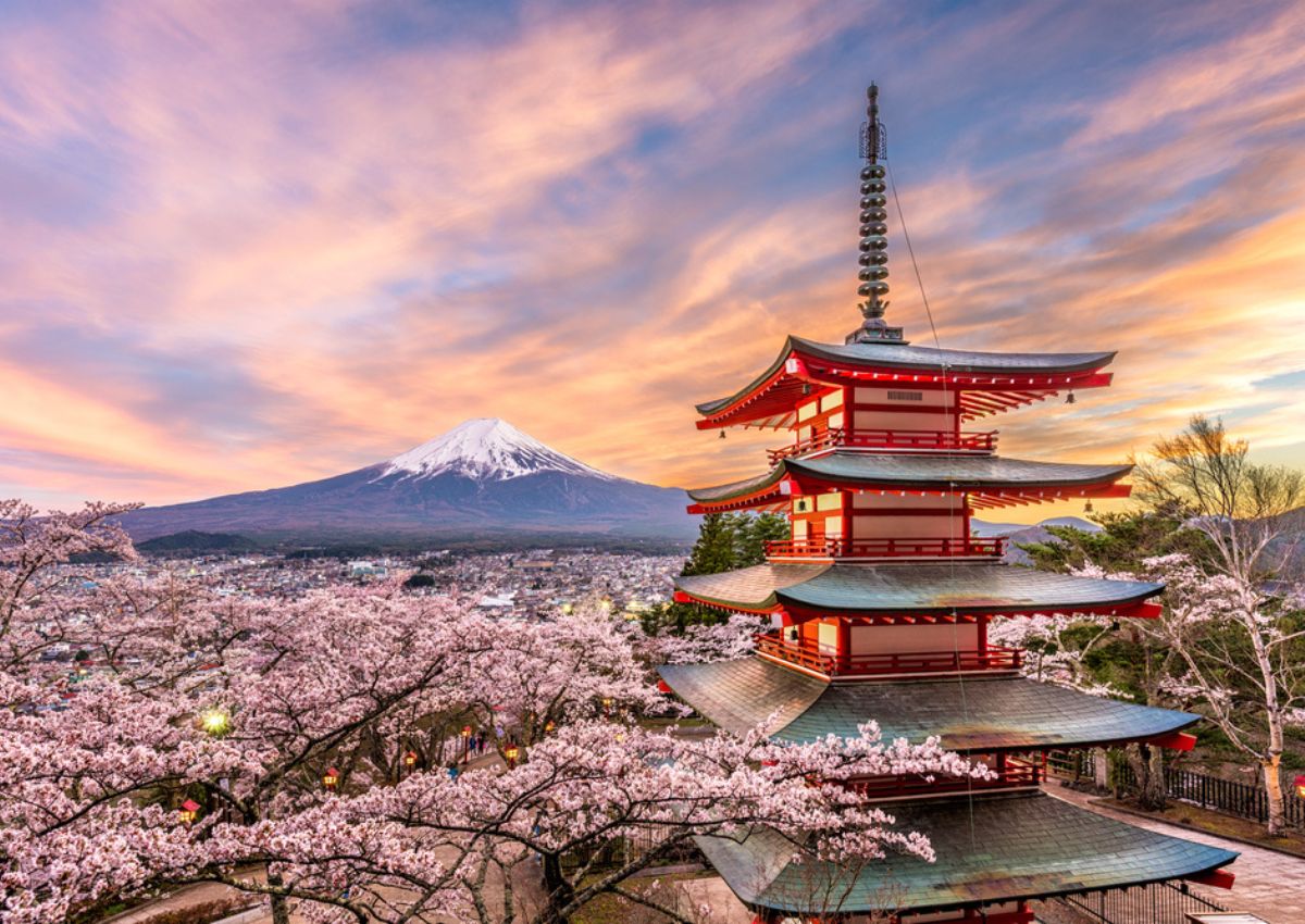  Mt. Fuji with red pagoda in spring, Fujiyoshida, Japan