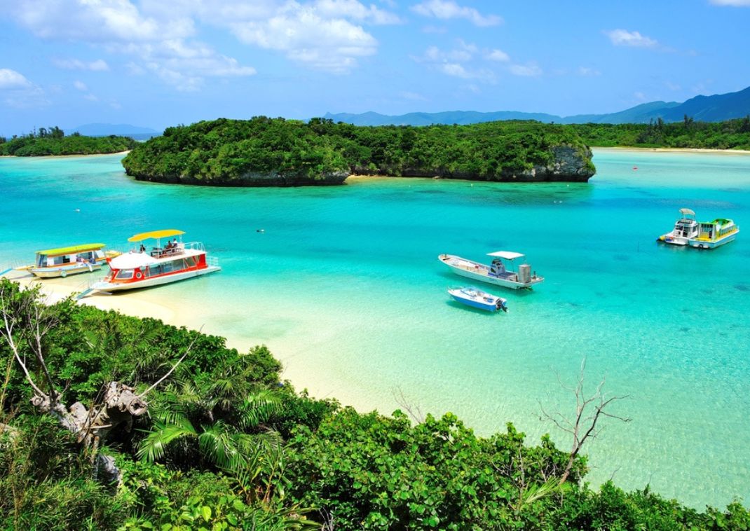 Kabira Bay on the north coast of Ishigaki Island