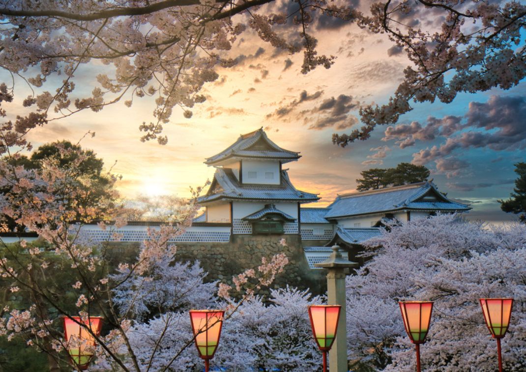 Kanazawa Castle in Cherry Blossom season