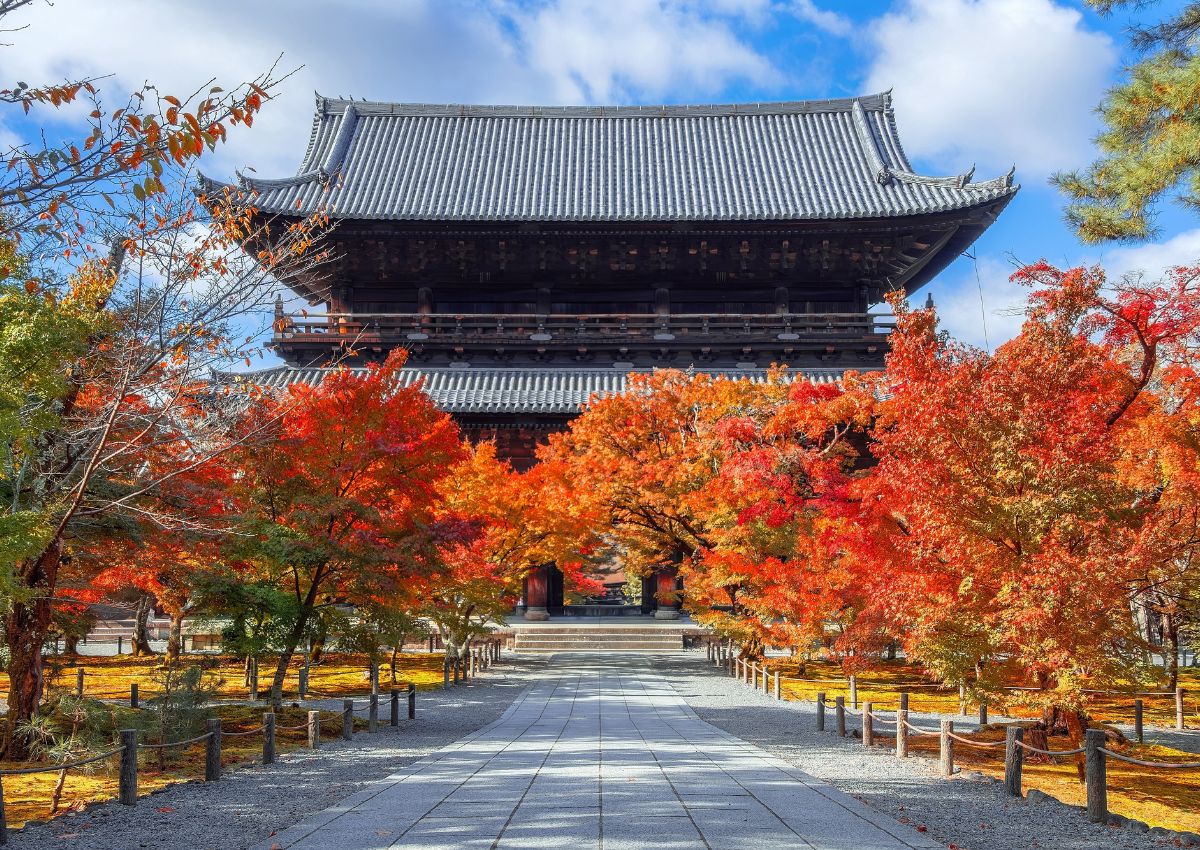 Autumn colours at Nanzen-ji Temple, Kyoto, Japan