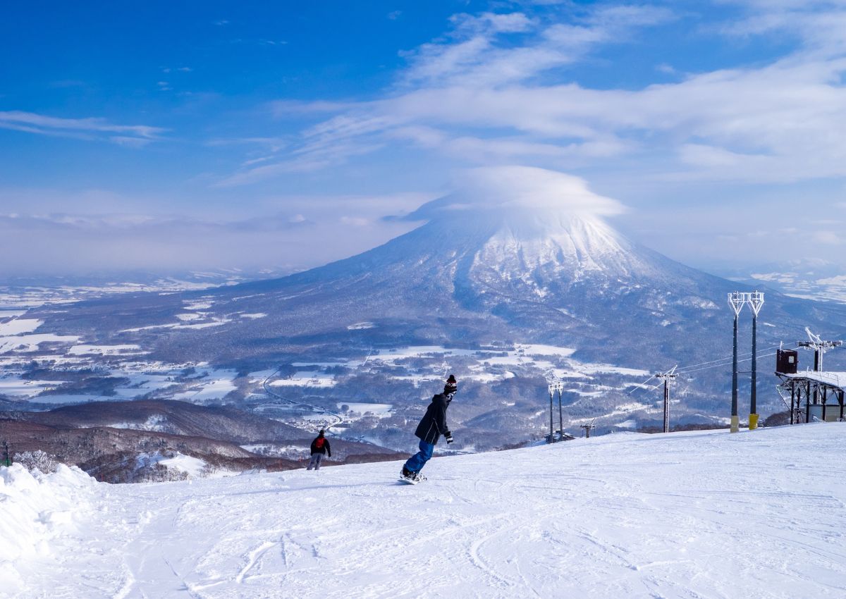 Skiing in Niseko, Hokkaido