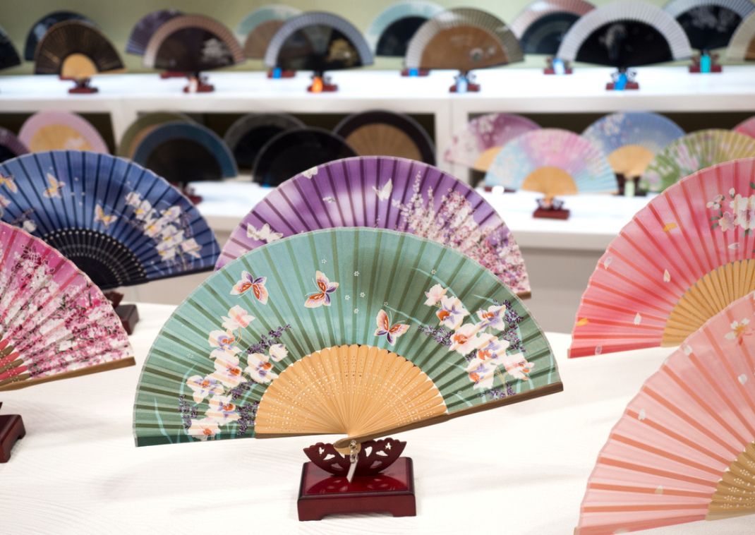 Selection of pretty Japanese folding fans