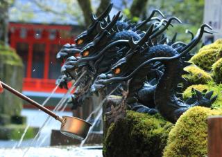 Bronze Japanese dragon statues