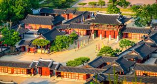 Hwaseong Haenggung Square