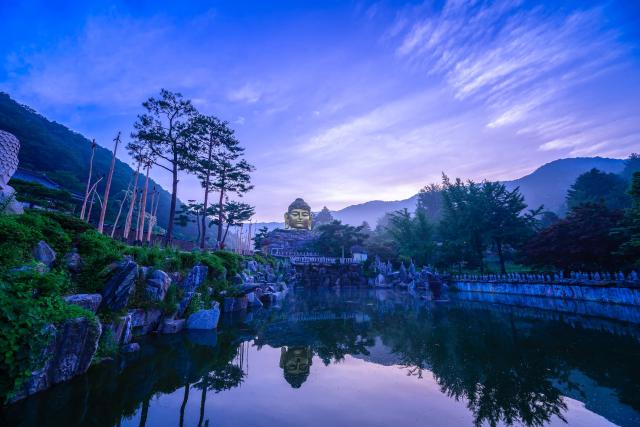 Sunrise at Waujeongsa Temple