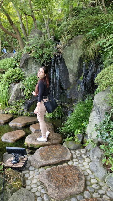 At Hasedera Temple, Kamakura 
