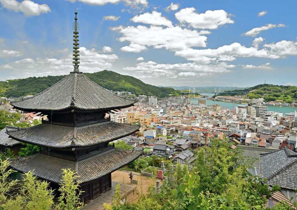 Ten'neiji Temple overlooking Onomichi