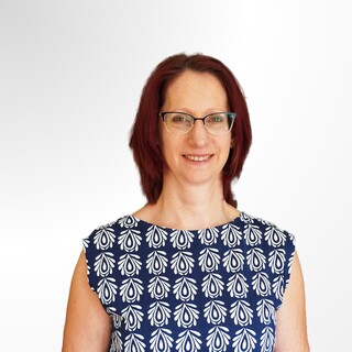 Eszter Pethő