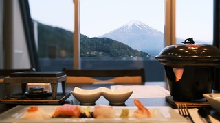 Lunch with Mt. Fuji views 