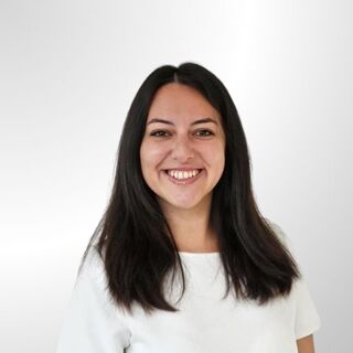 Flóra Edit Wisinger - Travel Consultant, Operations