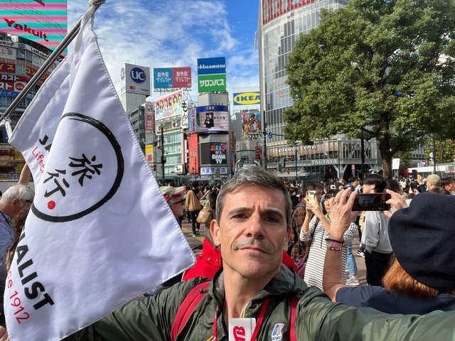With the Japanspecialist flag at Shibuya Crossing