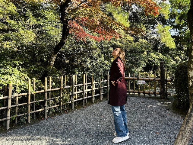 Admiring the Momiji leaves