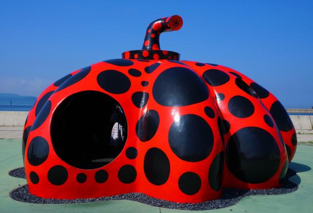 Red Pumpkin, Naoshima Island