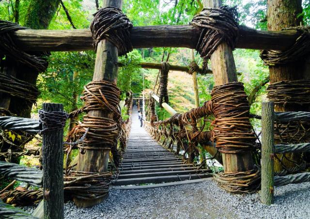 Kazurabashi ‘vine’ Bridge