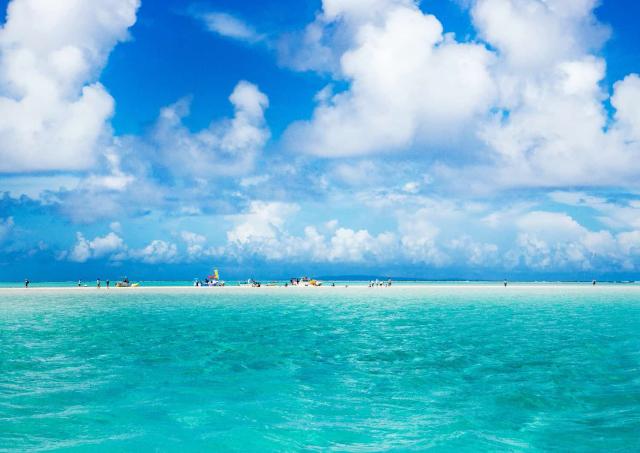 The tropical Yoron Island