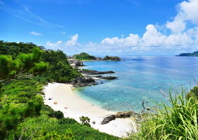 Aharen Beach