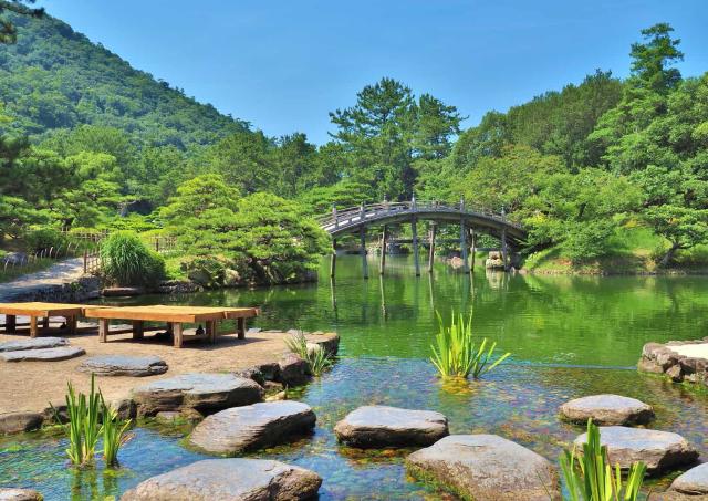 Engetsukyo Bridge, Ritsurin Garden, Takamatsu